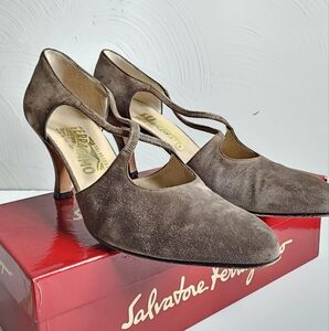 Salvatore Ferragamo Vintage Women's Criss Cross Brown Suede Heels